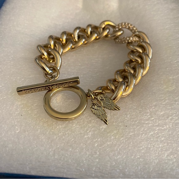 Victoria’s Secret Gold-tone Chunky Link Toggle Bracelet - Picture 5 of 7